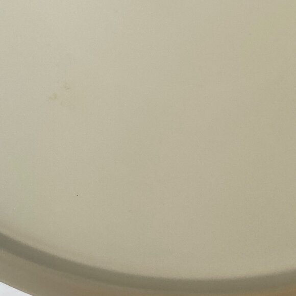 Tupperware CrystalWave Clear Embossed Bowl With Cream Lid 2C USA Made Durable De - Picture 3 of 7